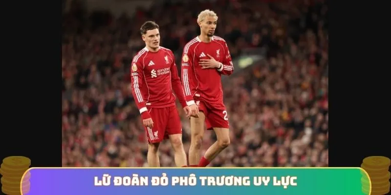 Lữ đoàn đỏ phô trương uy lực