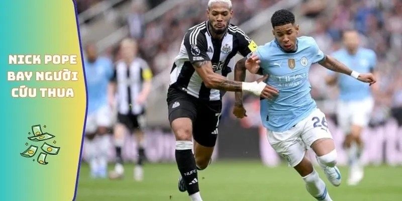 Nick Pope bay người cứu thua