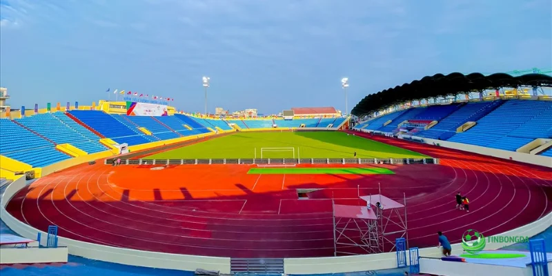 sân vận động thiên trường