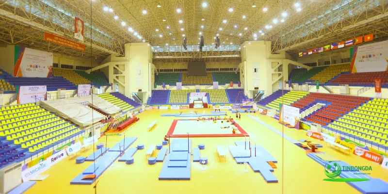 sân vận động quần ngựa