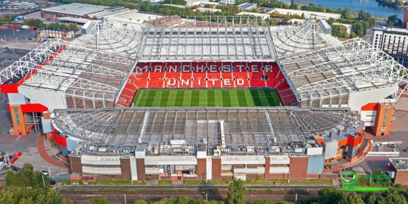 sân vận động old trafford