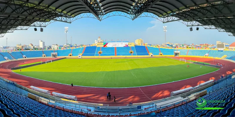 sân vận động thiên trường