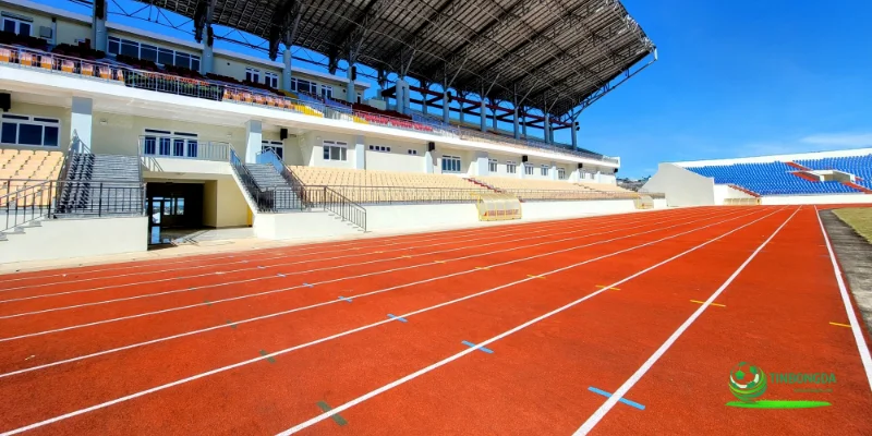 sân vận động đà lạt