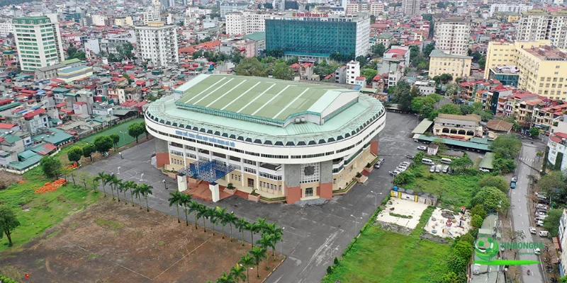sân vận động quần ngựa