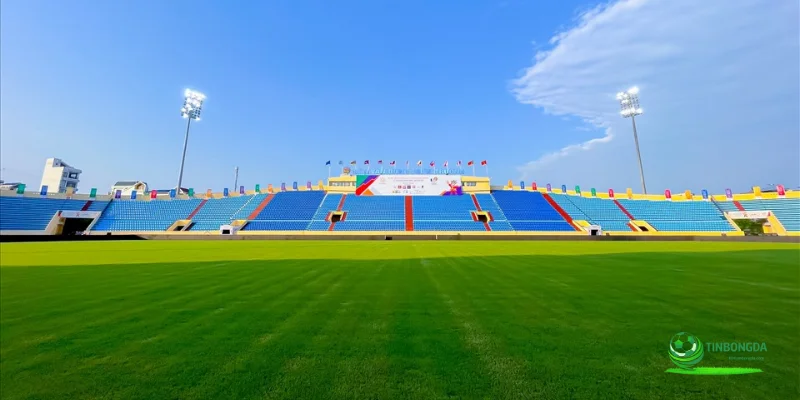 sân vận động thiên trường